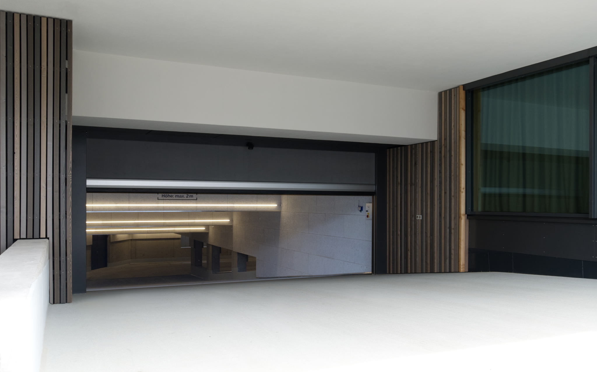 EFAFLEX doors provided an elegant, quiet and safe solution for the Spinnereipark garage